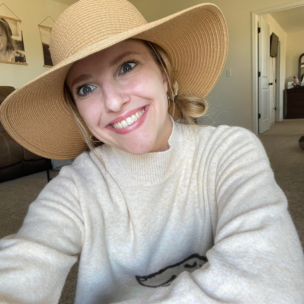 Meet your Posher, Leann